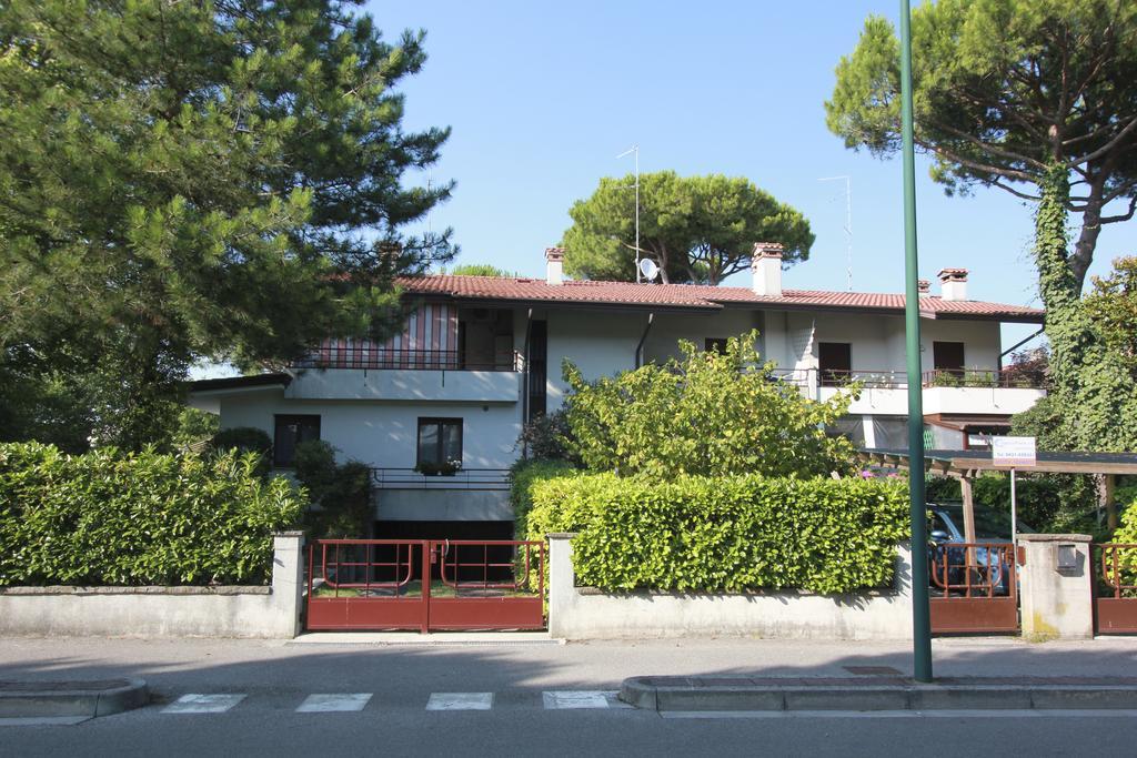Villa Renata Lignano Sabbiadoro Oda fotoğraf
