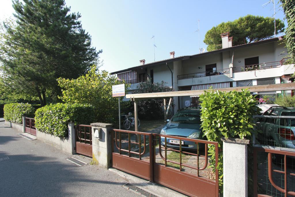 Villa Renata Lignano Sabbiadoro Oda fotoğraf